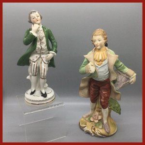 2 Colonial Men Figurines